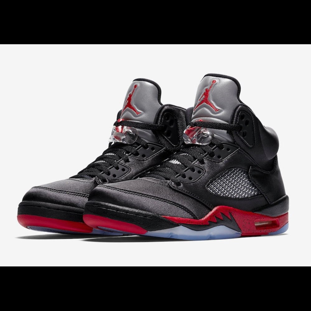 AIR JORDAN RETRO 5 BRED SATIN